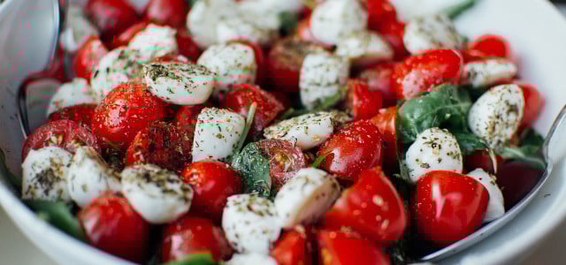 Tomate Mozzarella Salat