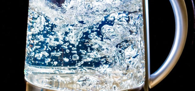 Zu viel für ein Balkonkraftwerk: Ein Wasserkocher benötigt viel Leistung u